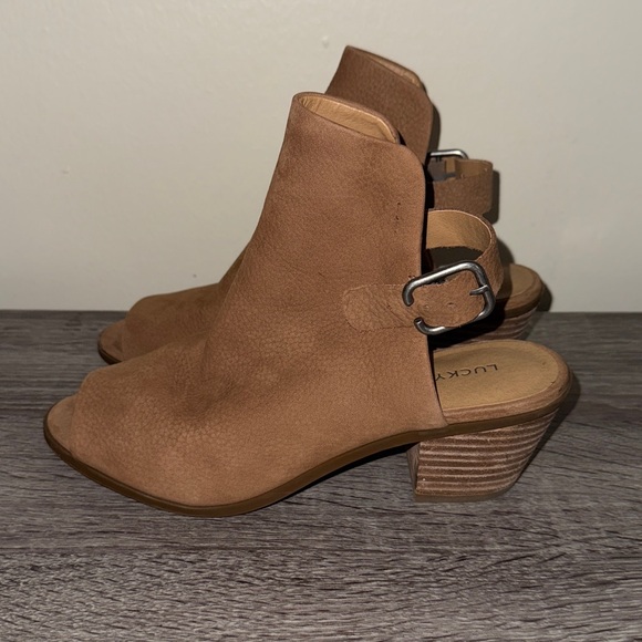 Lucky Brand Open-Toe Ankle Booties – Tan/Brown – women’s Size‎ 8W - Picture 3 of 5